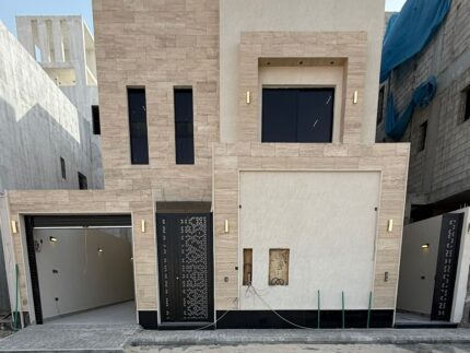 دور أرضي فاخر للبيع - شرق الرياض