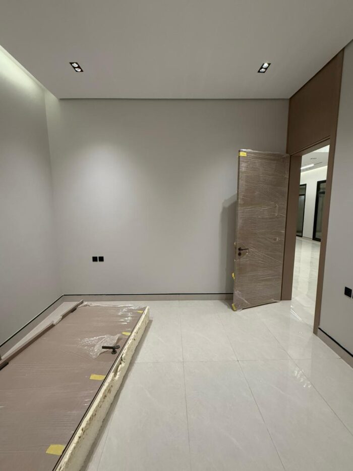 ⁦فيلا فاخرة مع شقة مستقلة للبيع بحي المعيزلية - شرق الرياض⁩ - الصورة ⁦5⁩