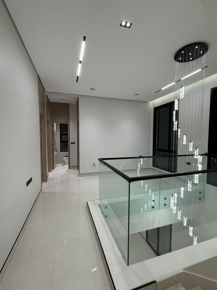 ⁦فيلا فاخرة مع شقة مستقلة للبيع بحي المعيزلية - شرق الرياض⁩ - الصورة ⁦11⁩