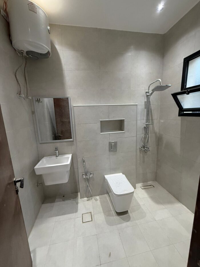 ⁦شقة فاخرة ومساحة وسيعة للبيع - شرق الرياض⁩ - الصورة ⁦8⁩