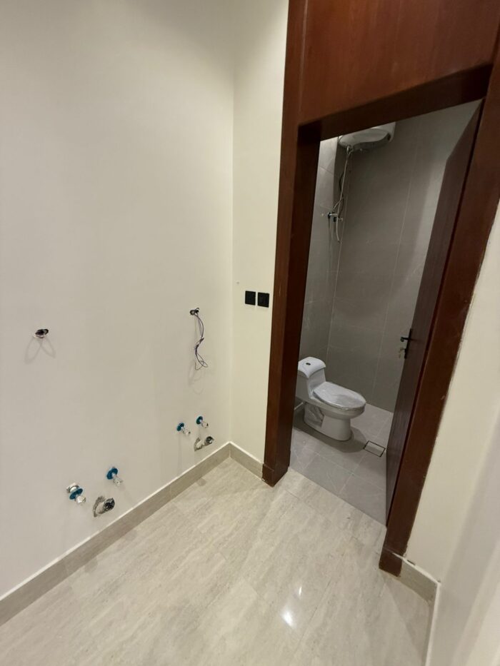 ⁦أدوار أرضية فاخرة للبيع حي الرمال - شرق الرياض⁩ - الصورة ⁦9⁩