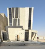 فيلا زاوية فاخرة مع شقة للبيع - شرق الرياض