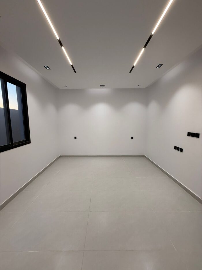 ⁦شقة فاخرة 5 غرف بسعر 550 الف - شرق الرياض⁩ - الصورة ⁦9⁩