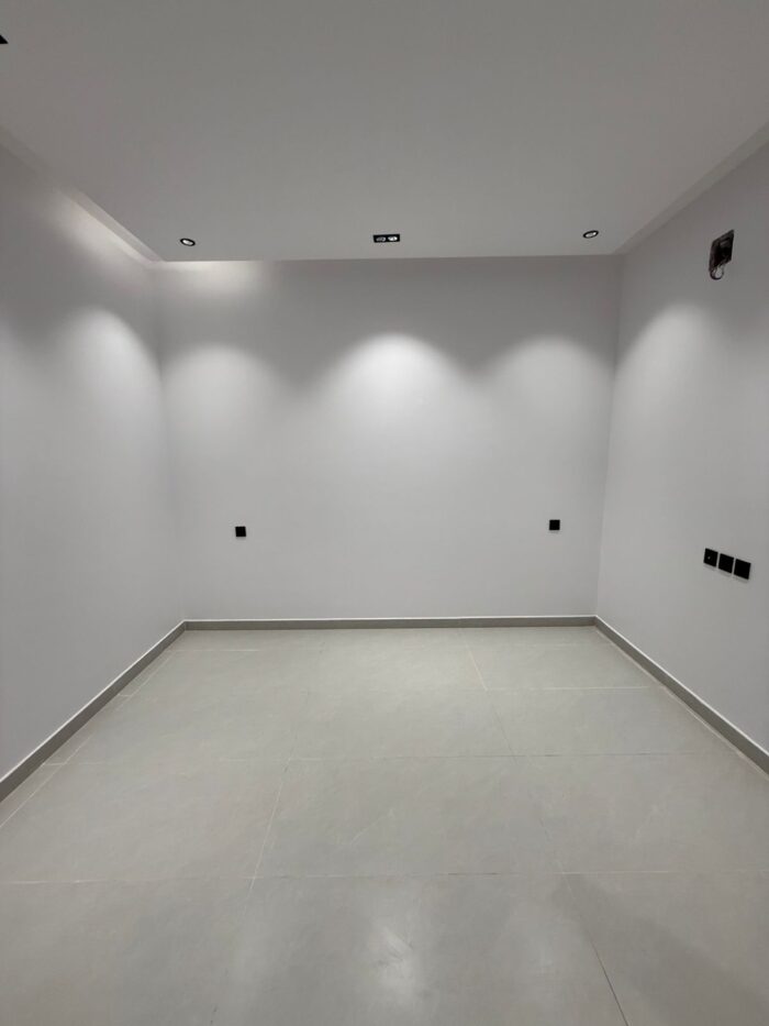 ⁦شقة فاخرة 5 غرف بسعر 550 الف - شرق الرياض⁩ - الصورة ⁦8⁩