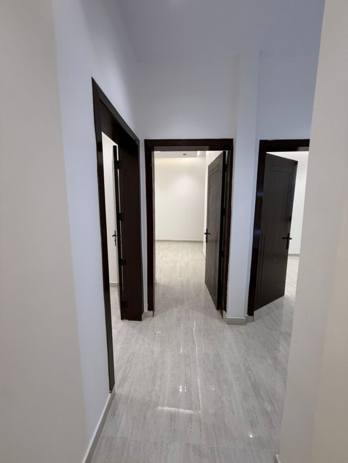 ⁦شقق فاخرة للبيع بحي المعيزلية - شرق الرياض⁩ - الصورة ⁦5⁩