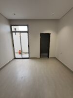 ⁦أدوار أرضية فاخرة للبيع مخطط غصون الجنادرية - شرق الرياض⁩ - الصورة ⁦4⁩