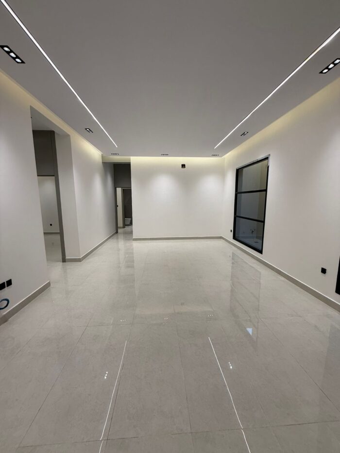 ⁦أدوار أرضية فاخرة ومساحات كبيرة للبيع - شرق الرياض⁩ - الصورة ⁦10⁩