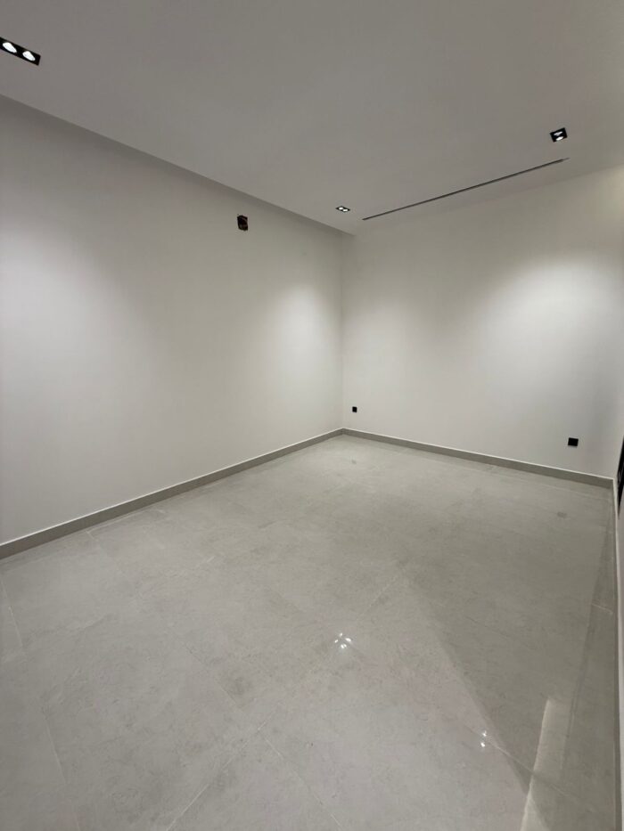 ⁦أدوار أرضية فاخرة ومساحات كبيرة للبيع - شرق الرياض⁩ - الصورة ⁦9⁩