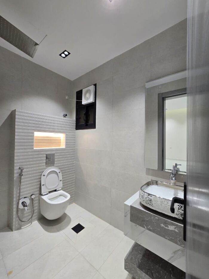 ⁦أدوار أرضية فاخرة للبيع حي المعارض - خميس مشيط⁩ - الصورة ⁦2⁩