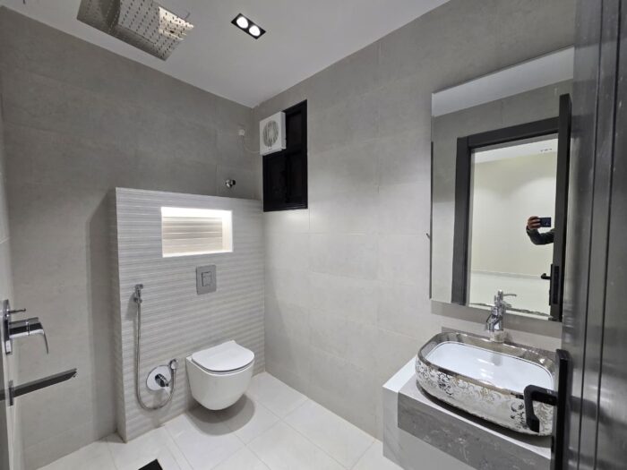 ⁦شقق علوية فاخرة للبيع حي المعارض - خميس مشيط⁩ - الصورة ⁦28⁩