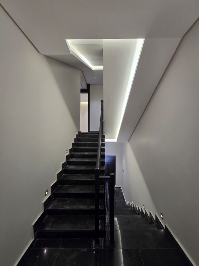 ⁦شقة علوية فاخرة للبيع مخطط 745 - حي الزهور - أبها⁩ - الصورة ⁦8⁩