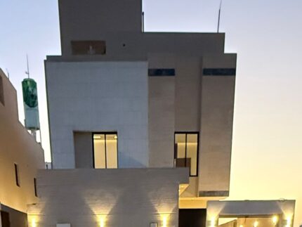 أدوار فاخرة للبيع حي البيان - الرياض