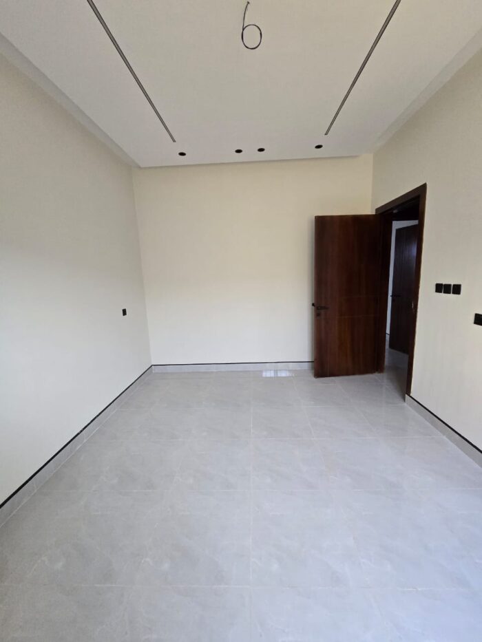 ⁦للبيع أدوار فاخره _ الجنادرية _ شرق الرياض⁩ - الصورة ⁦3⁩