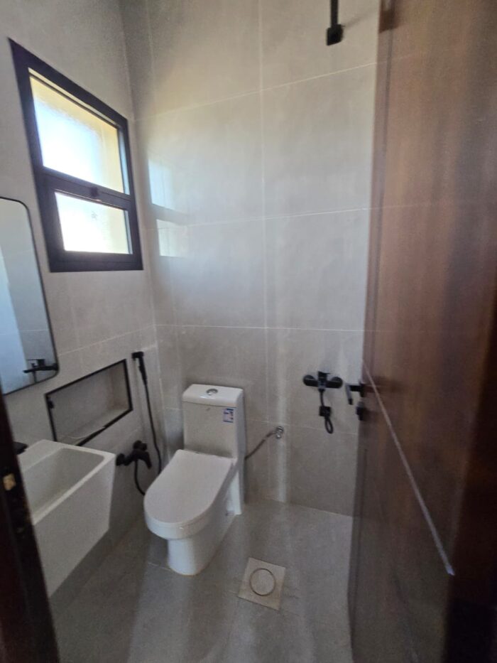 ⁦للبيع أدوار فاخره _ الجنادرية _ شرق الرياض⁩ - الصورة ⁦6⁩